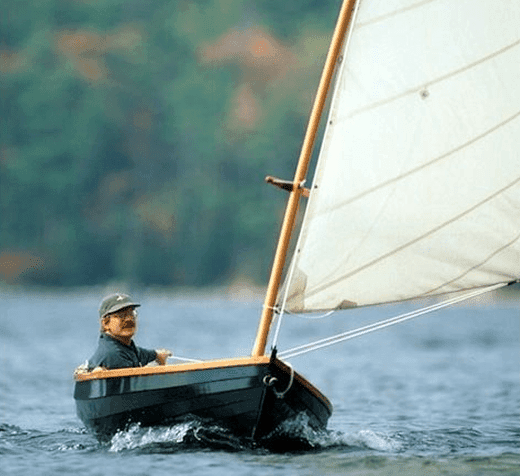 Nedidelio burlaivio Kuršių mariose